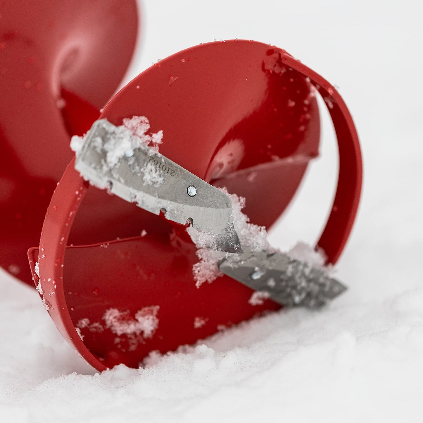 Eskimo HC40Q8 High Compression 40cc Propane with 8" Quantum Ice Auger, Red