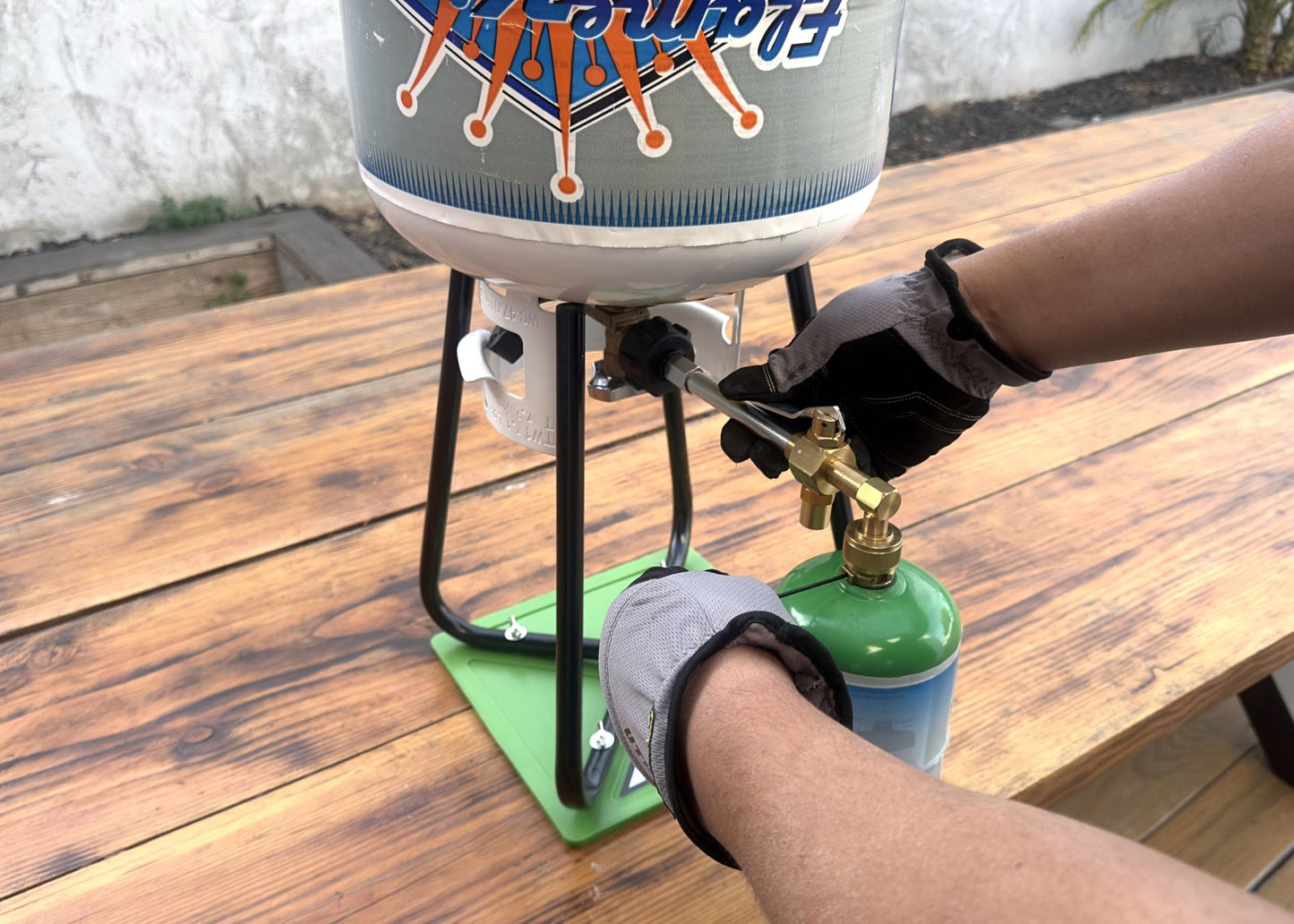 Flame King Refillable 1LB Empty Propane Cylinder Tank with Refill Kit and CGA600 Connection - Reusable